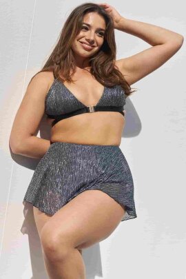 Lunalae Shorts Free Flow Argento–Nero Pleat Mesh