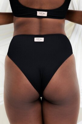 HotCakes Shorts Dark Roast