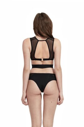 Hamade Activewear Top Corto a Rete con Occhielli S