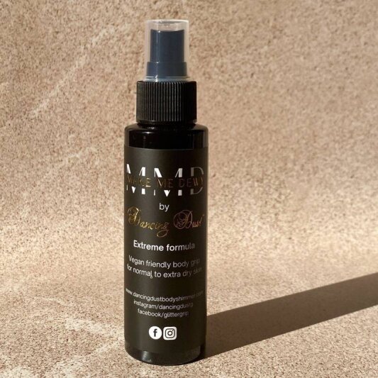 Dancing Dust Grip Make Me Dewy per Pelle Normale a Secca Nero Range
