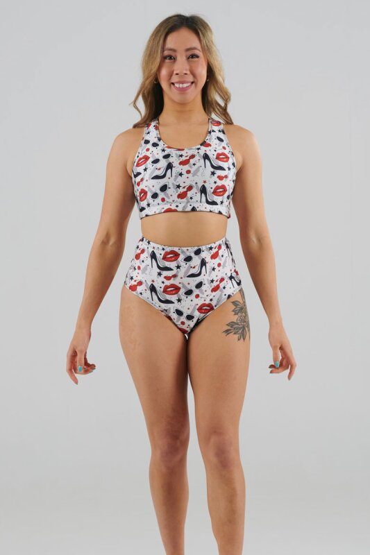 Juicee Peach Shorts a Vita Alta Brazils Lipstick & Heels