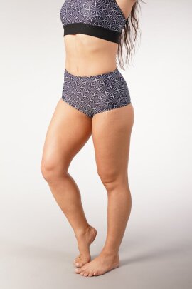 Off the Pole Shorts Essential Illusion Print