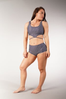 Off the Pole Top Halo Illusion Print