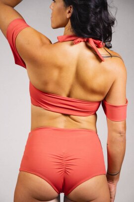 Off the Pole Top Esmeralda Rose M
