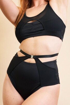 Lunalae Loretta Shorts a Vita Alta Cut-Out a Rete Nero XS